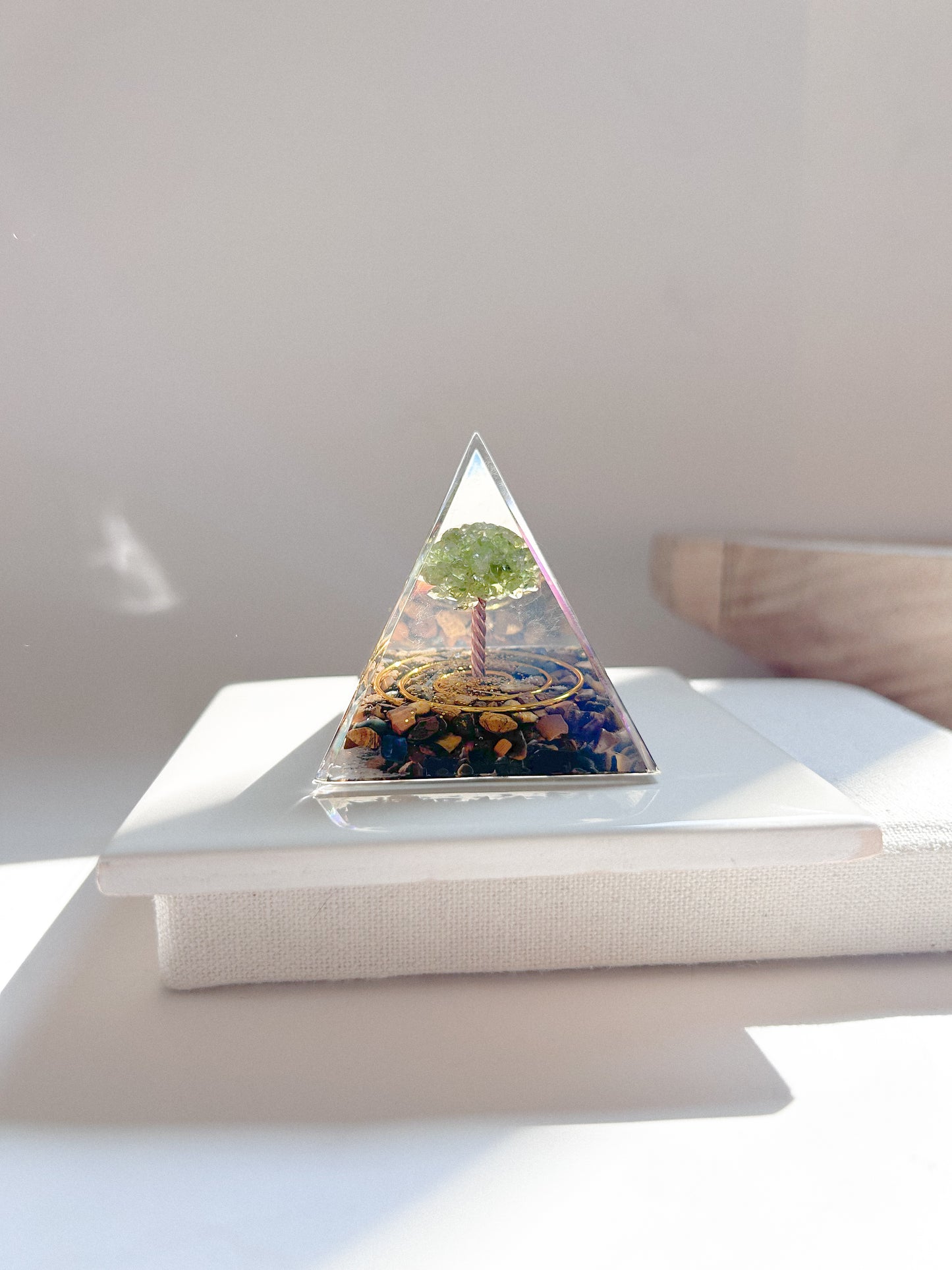 Pirâmide Orgonite (sortido)