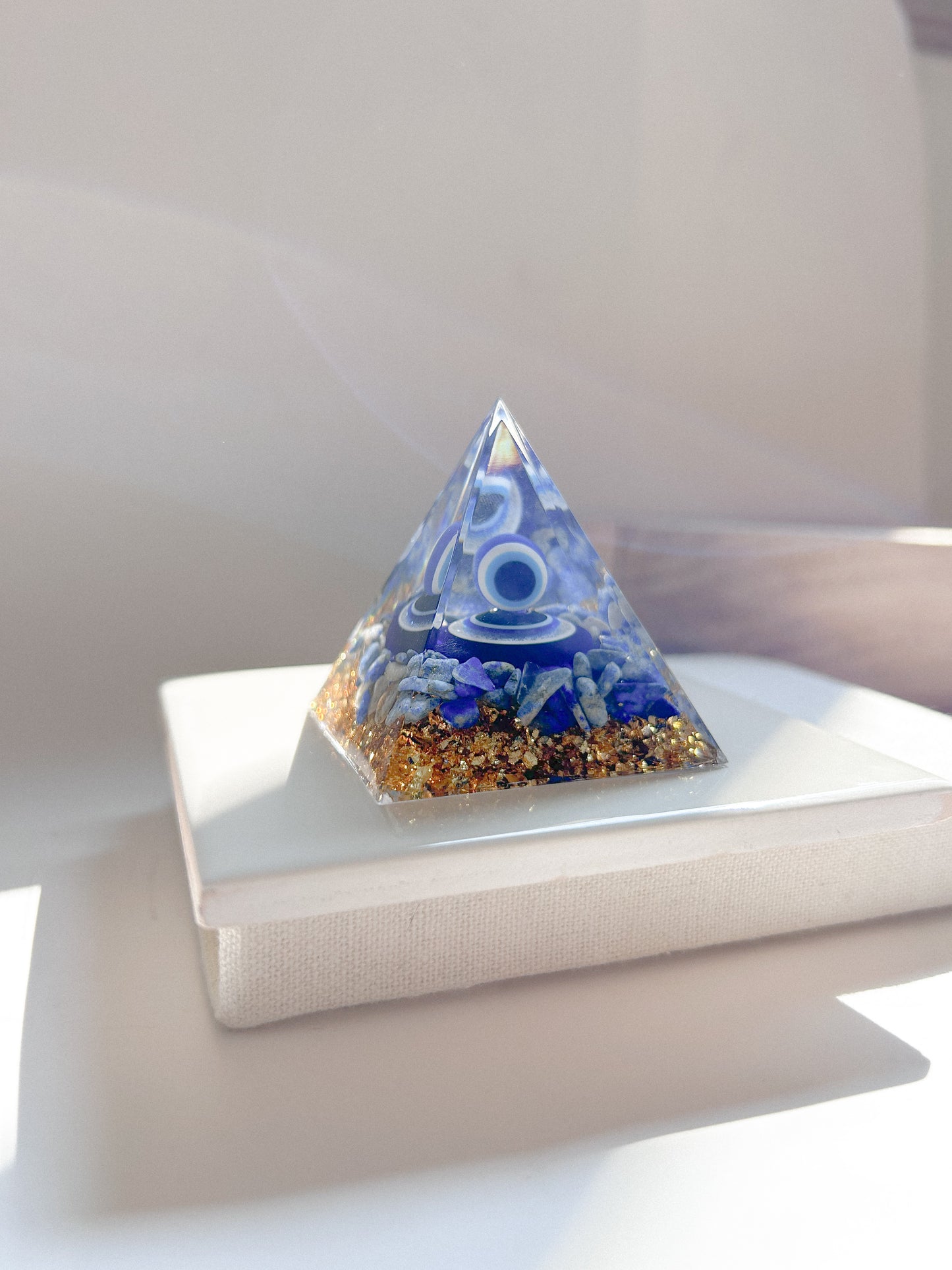 Pirâmide Orgonite (sortido)