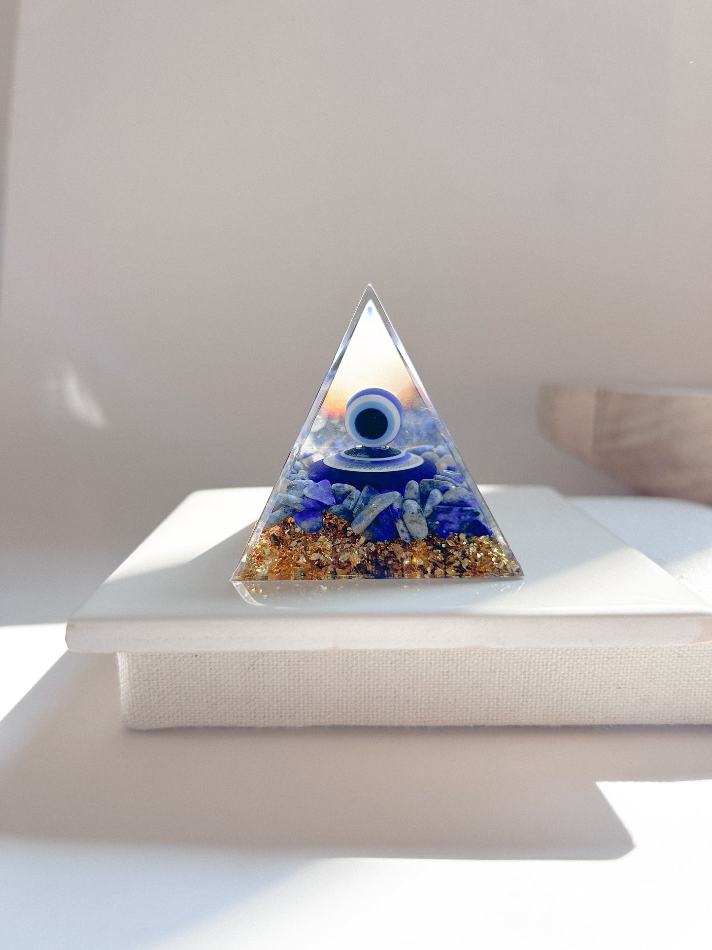 Pirâmide Orgonite (sortido)